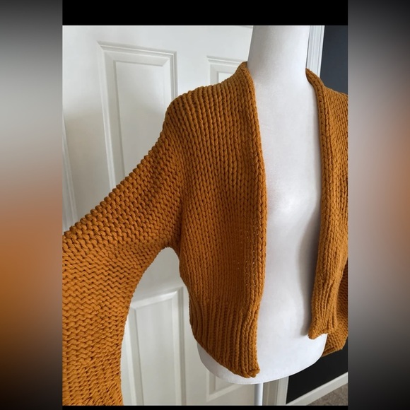 Free People Glow For It Crop Cardigan Sweater
 Size XS
Mustard yellow - Picture 8 of 12